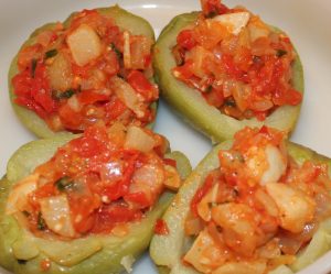 Sechium_edule_Stuffed_Chayotes_Rellenos